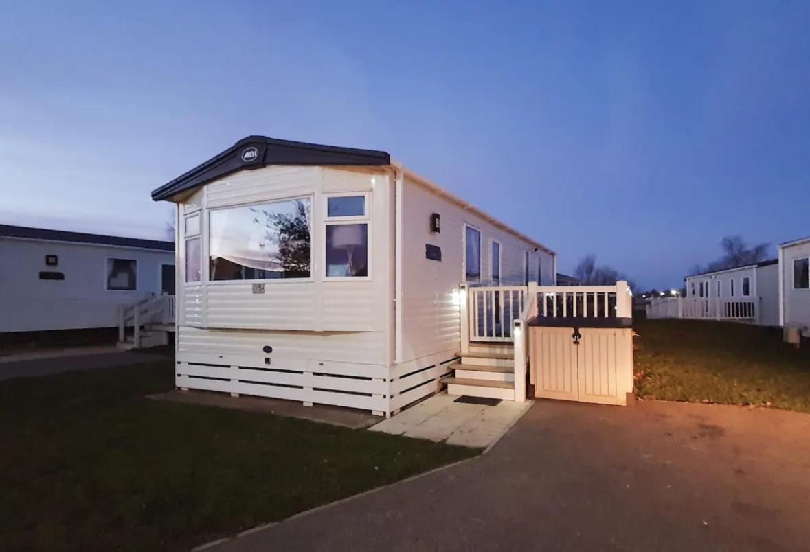 15 Kestrel Close Hot Tub Retreat Таттершелл Екстер'єр фото